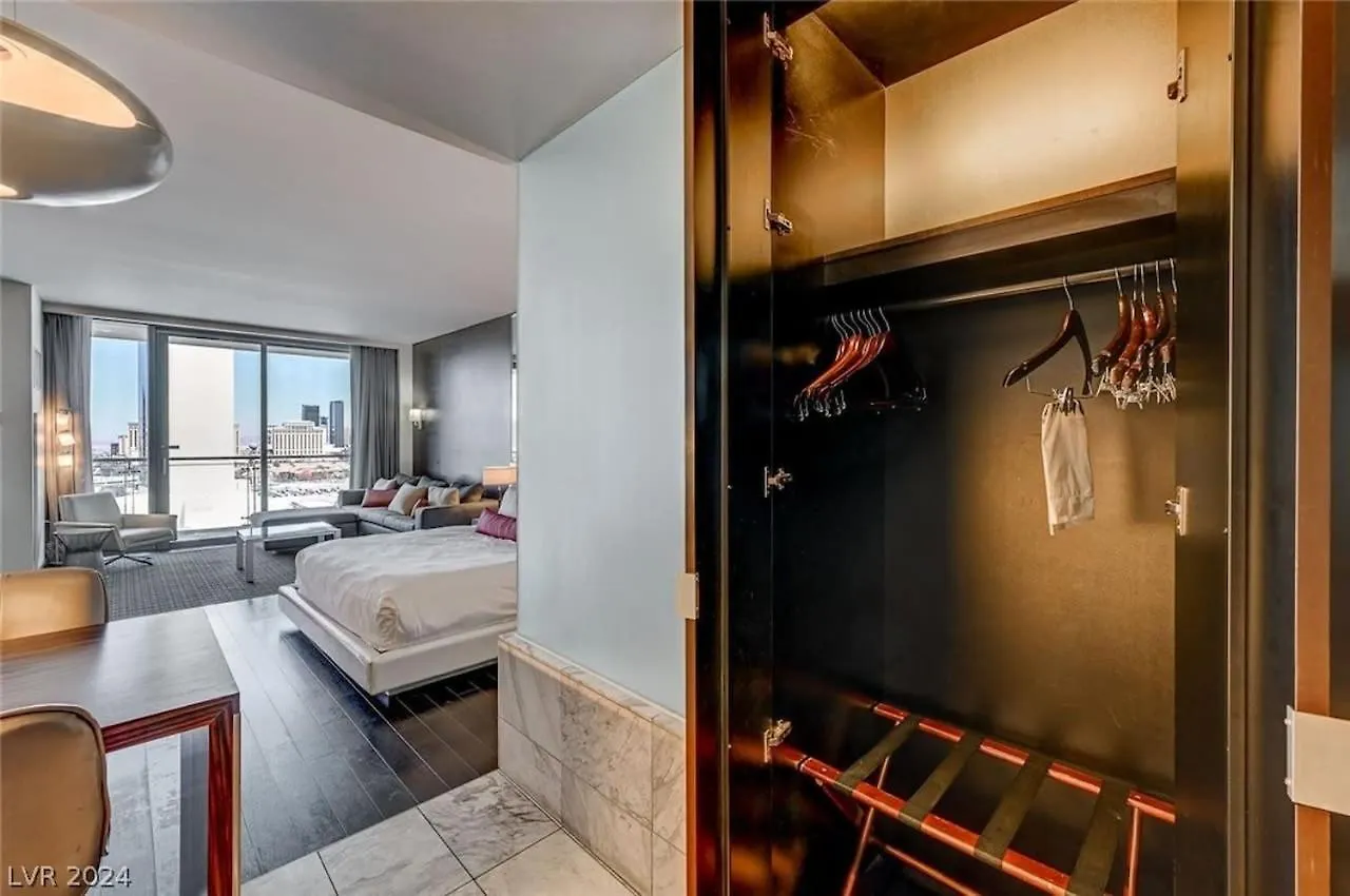 דירה לאס וגאס Luxurious Palms Studio Mountain View & Balcony Access 27307